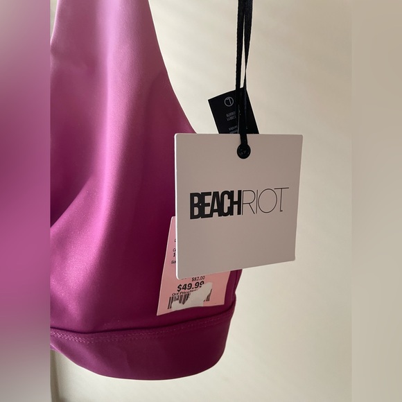 Beach riot sports bra size large - Picture 3 of 4